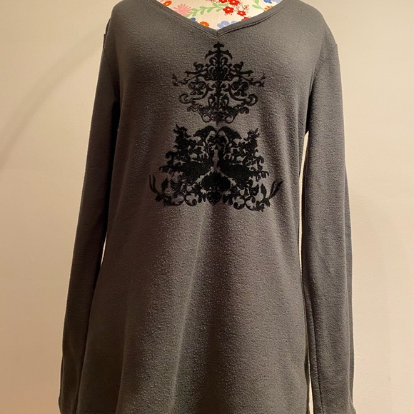 Bogari Sweatshirt with Front Velour Design - Picture 2 of 5